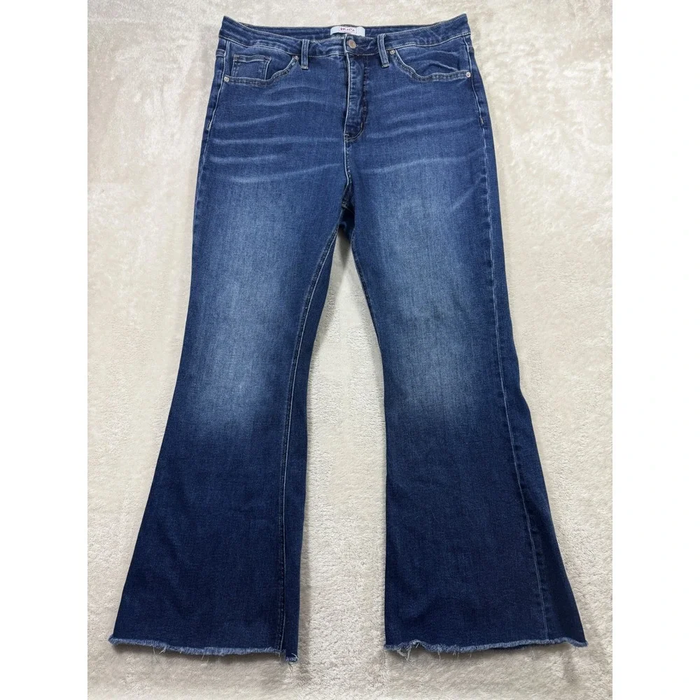 Moco Boutique Womens Flare Raw Hem Stretch Blue Jeans 16W Meas: 35x29